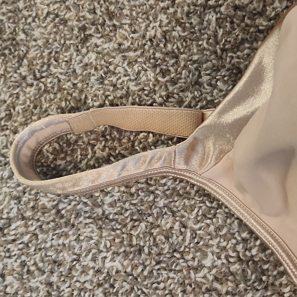 Nude Bra - Picture 3 of 6